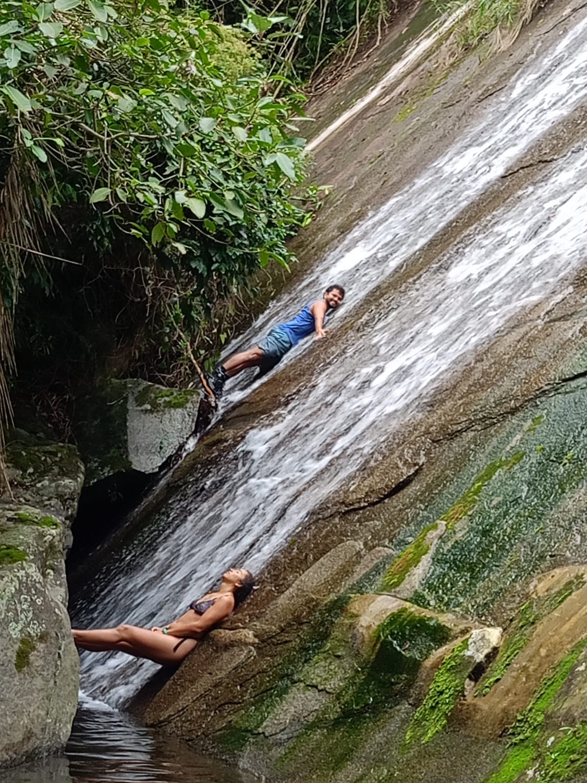 Desbravar a Grota do Rio Água Branca - Trilha Em Bertioga